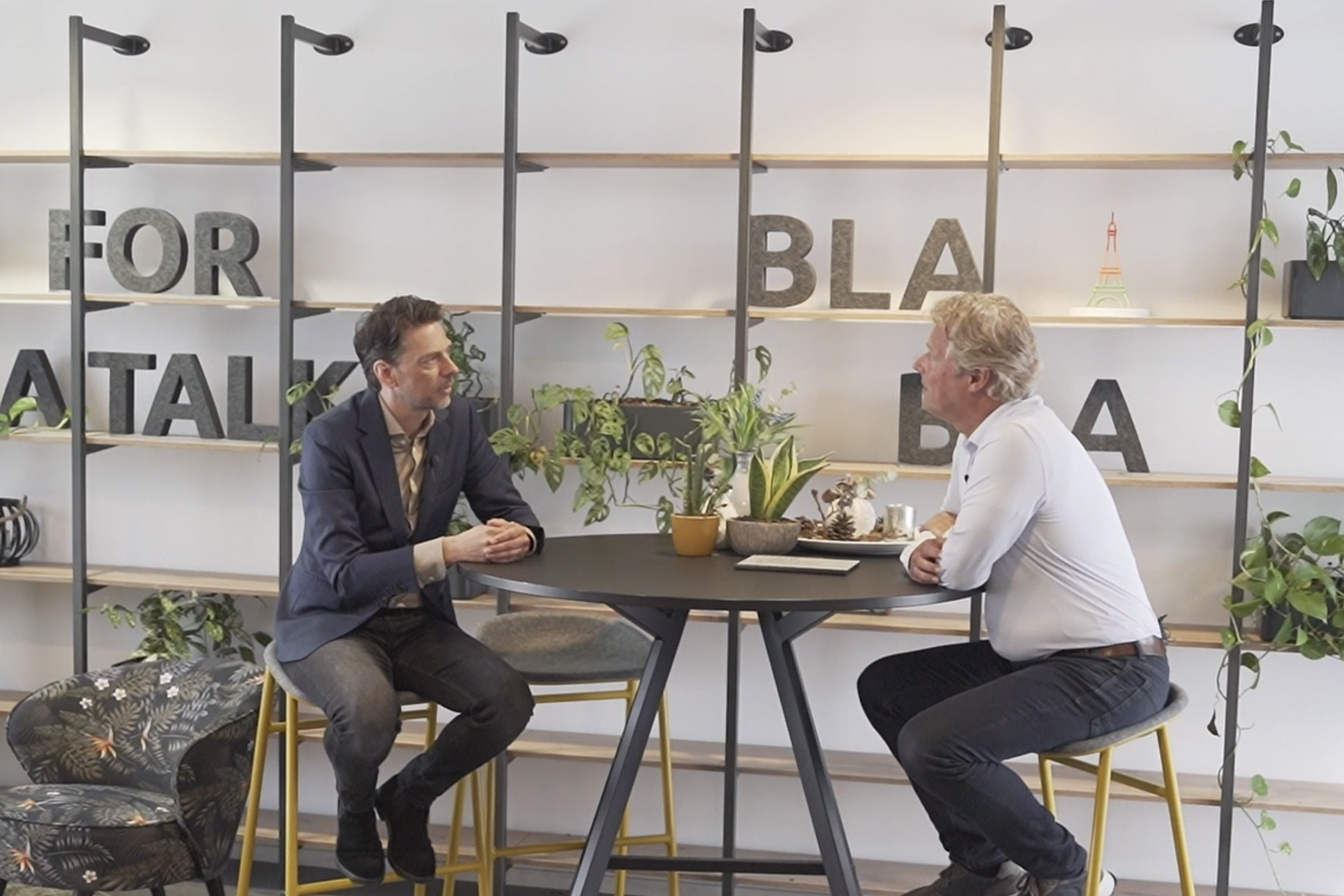 Harold Hamminga in gesprek met Jörgen Waagenaar over hoe Dataverzameling bijdraagt aan de missie van INNAX: Duurzame gebouwen voor iedereen.