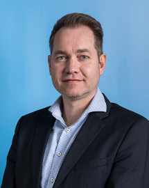 Portretfoto van Nelius Arends