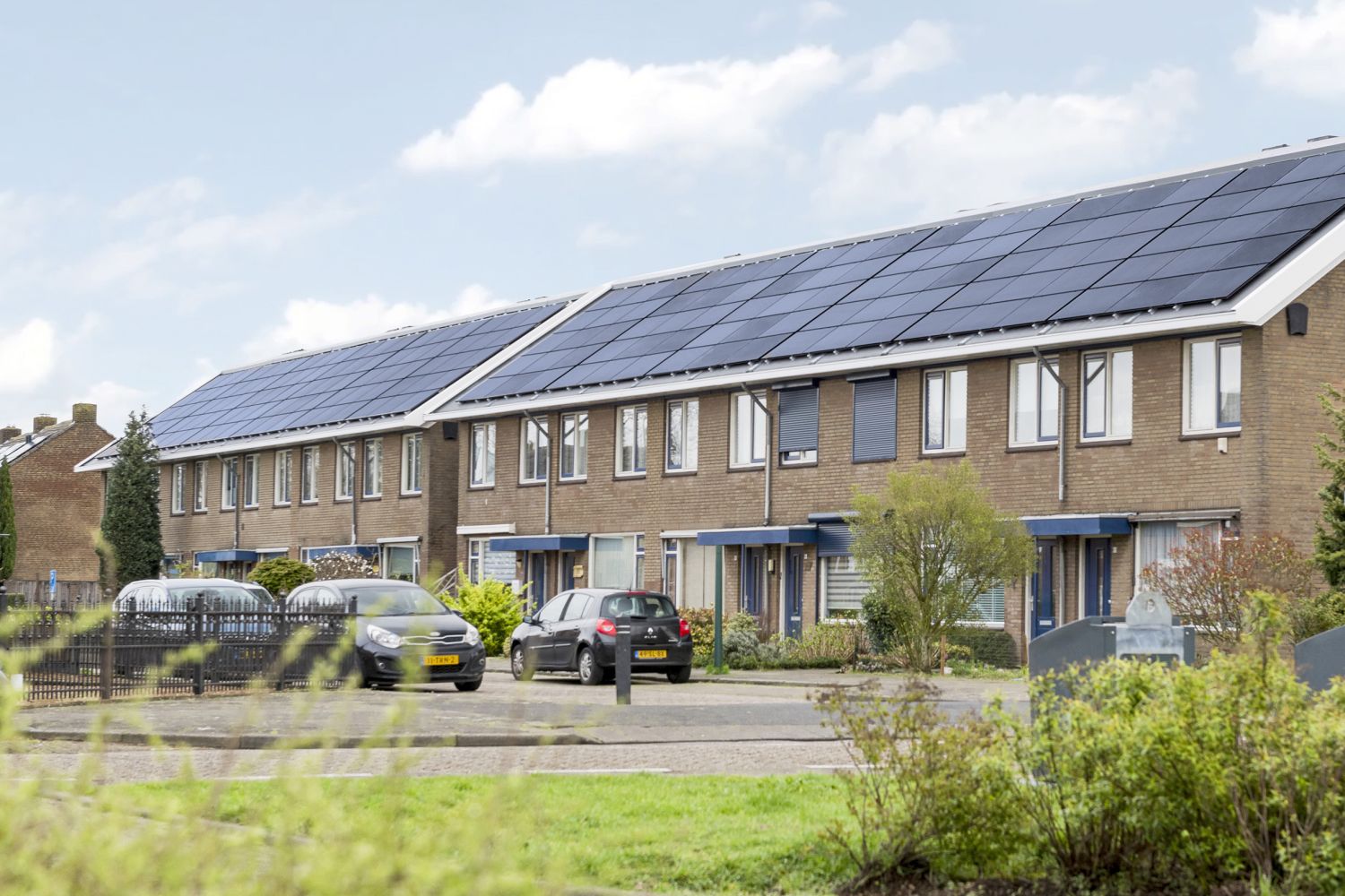 Woningcorporatie Casade verduurzaamt met zonnepanelen op het dak